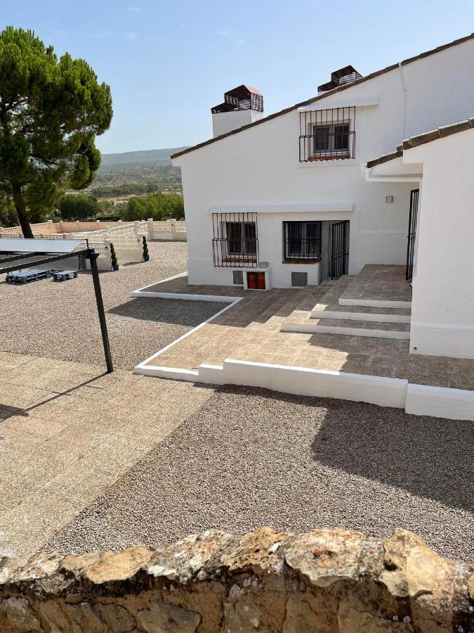 Djm Palms - Shared Casa Rural - Casa Rural Compartida - No Es Una Casa Privada Ayora Exterior foto